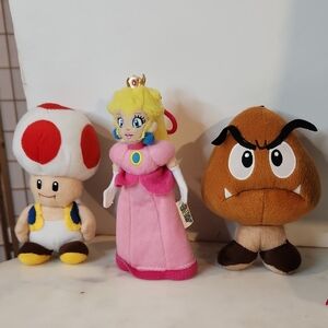 Vintage | Super Mario Toad, Princess , and Goomba Plush Toys Lot of 3